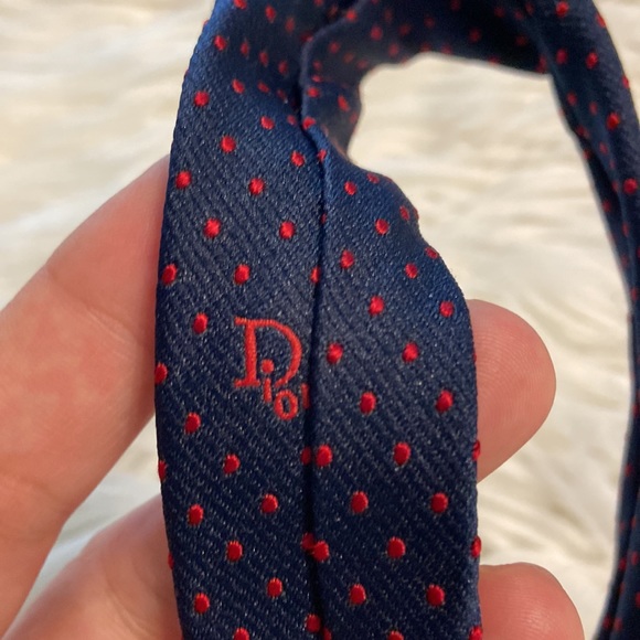 Christian Dior Man Tie so beautiful navy blue with red dots excellent condition - Picture 7 of 12
